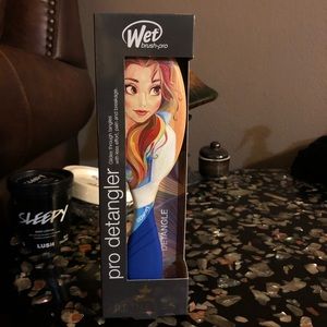 Wet Brush Pro Disney Belle